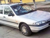Продам хороший семейный автомобиль.