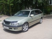 Toyota Avensis 1999г., на газе, 6500.